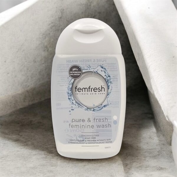 Femfresh Wash Pure & Fresh 150ml